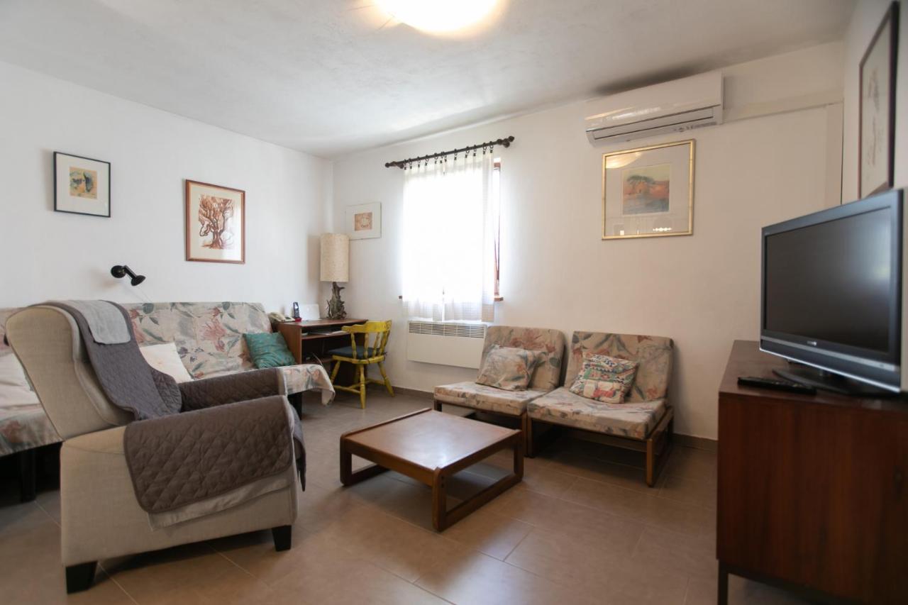 Apartman Silna Your New Home With Terrace And Garden Bobovisca Eksteriør bilde